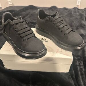 Men Alexander McQueen Size 
9US 
42EU